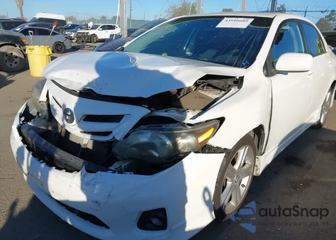2013 Toyota Corolla S z USA, uszkodzony, nr VIN 5YFBU4EEXDP203501